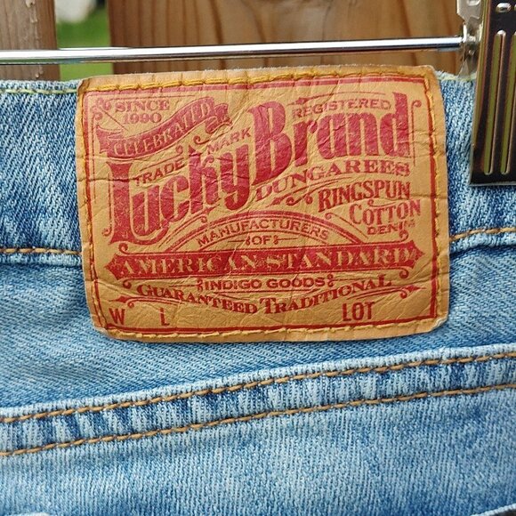 ATTRACTIVE Lucky Brand by Gene Montesano Wide Leg Women's Size 31 Embroi… - Picture 8 of 12